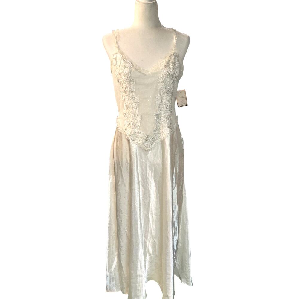 Flora Nikrooz Elegant Nightgown Lingerie Ivory Lace Embroidered Size XL New